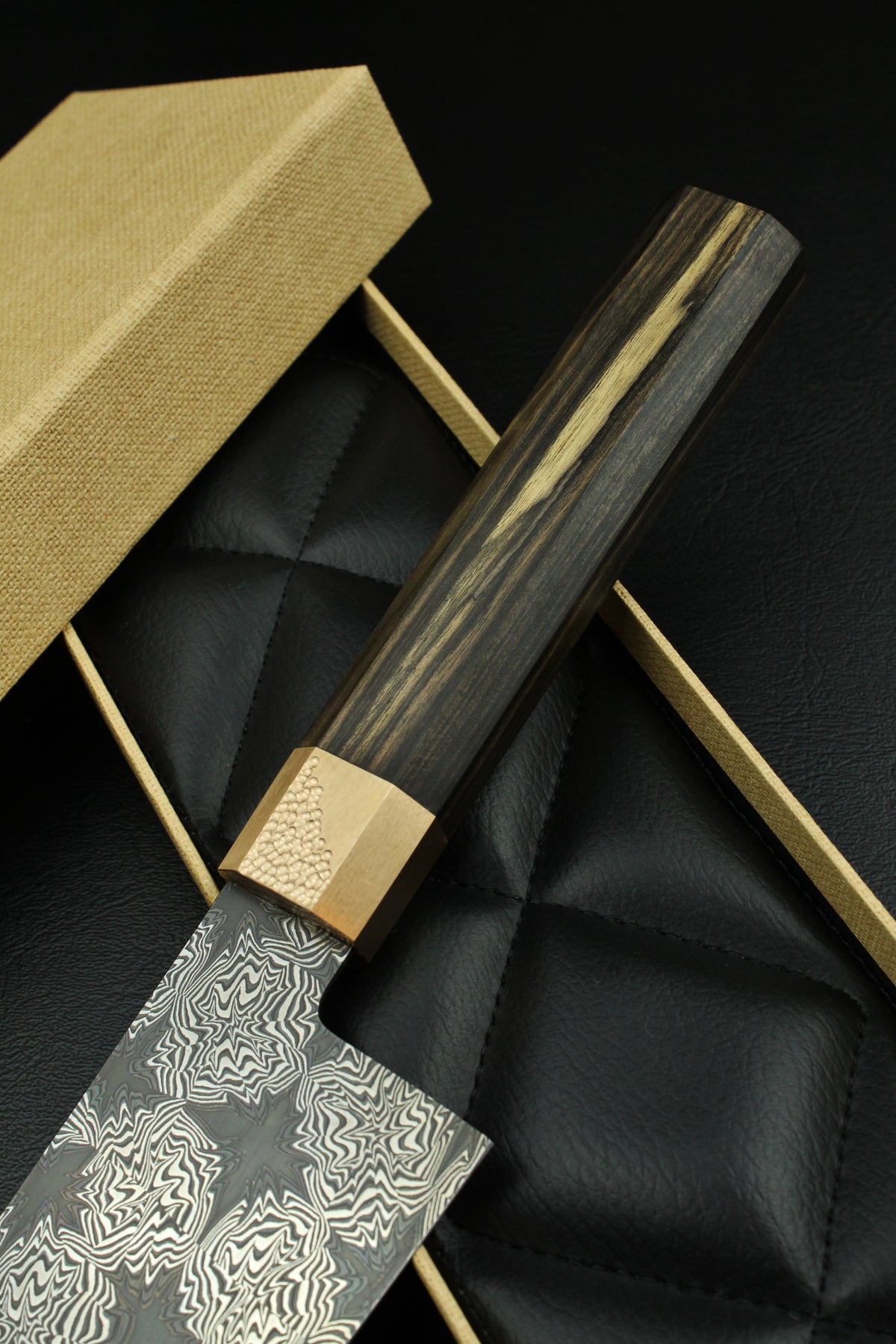 Santoku Black Star Schwarz-Weißes Ebenholz