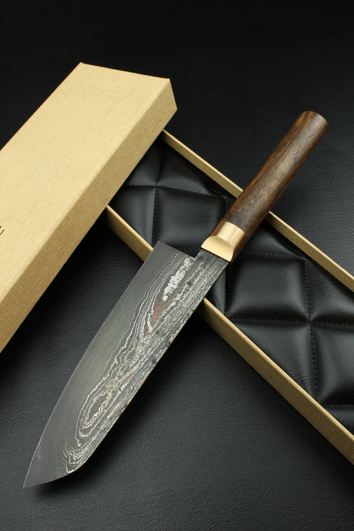 Damast-Santoku 320L, deutsche Walnuss