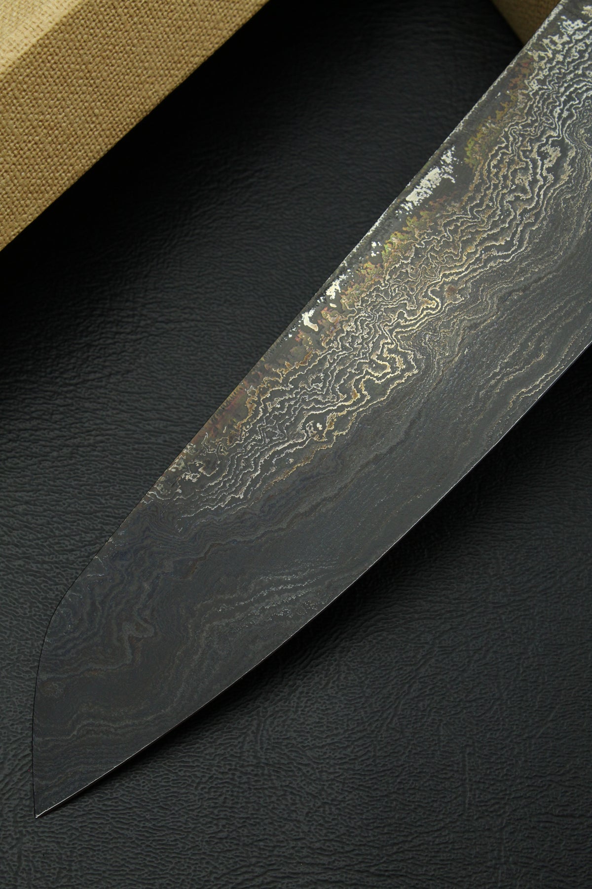 Damascus-Santoku 500L, deutsche Walnussholz-Ausführung