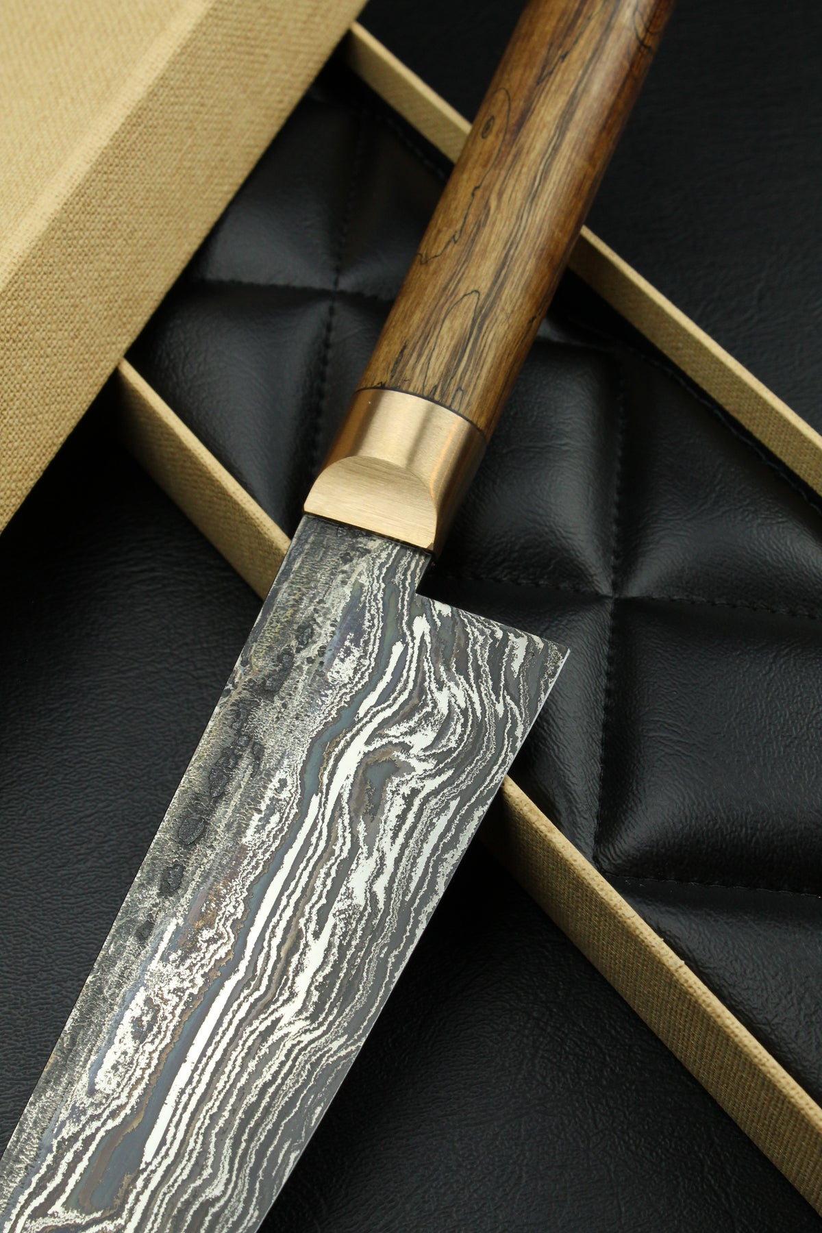 Damascus-Gyuto HK German G-Walnut