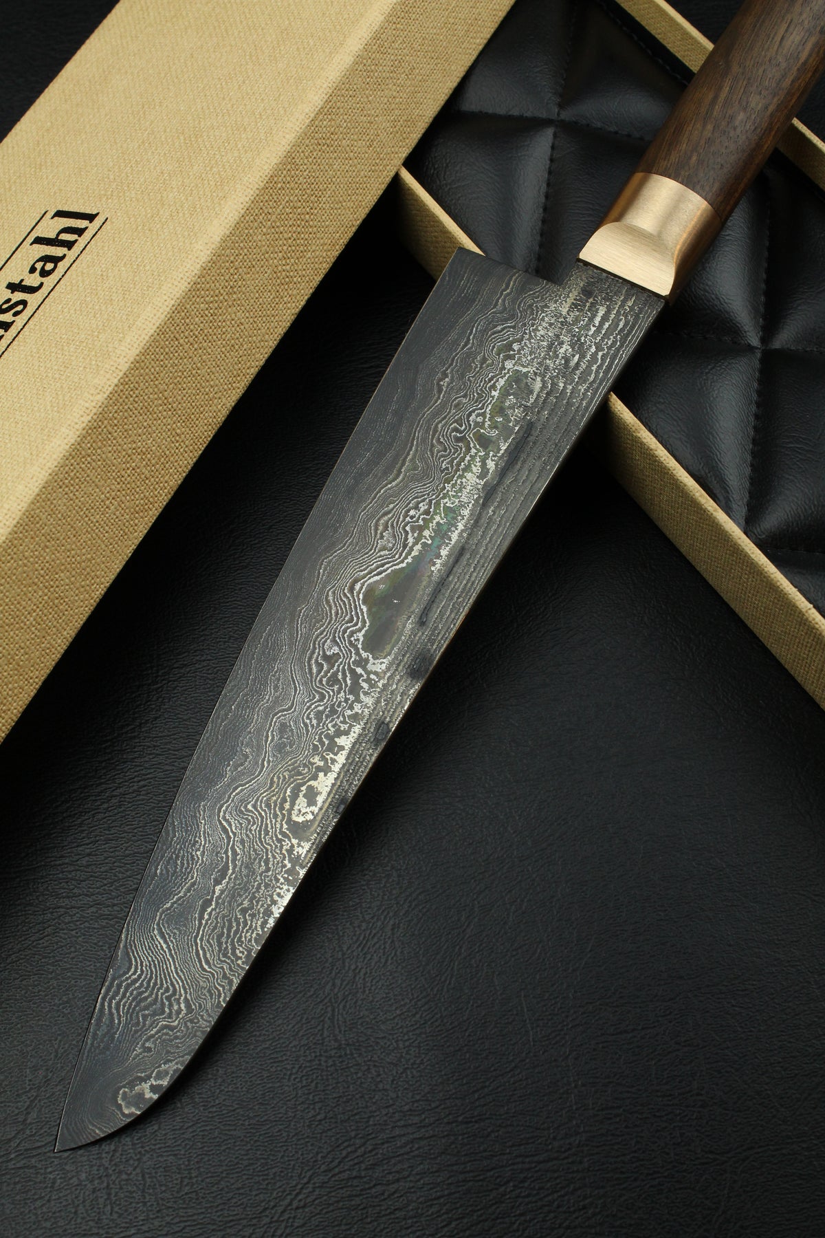 Damascus Gyuto 320L1 Deutsche Walnuss