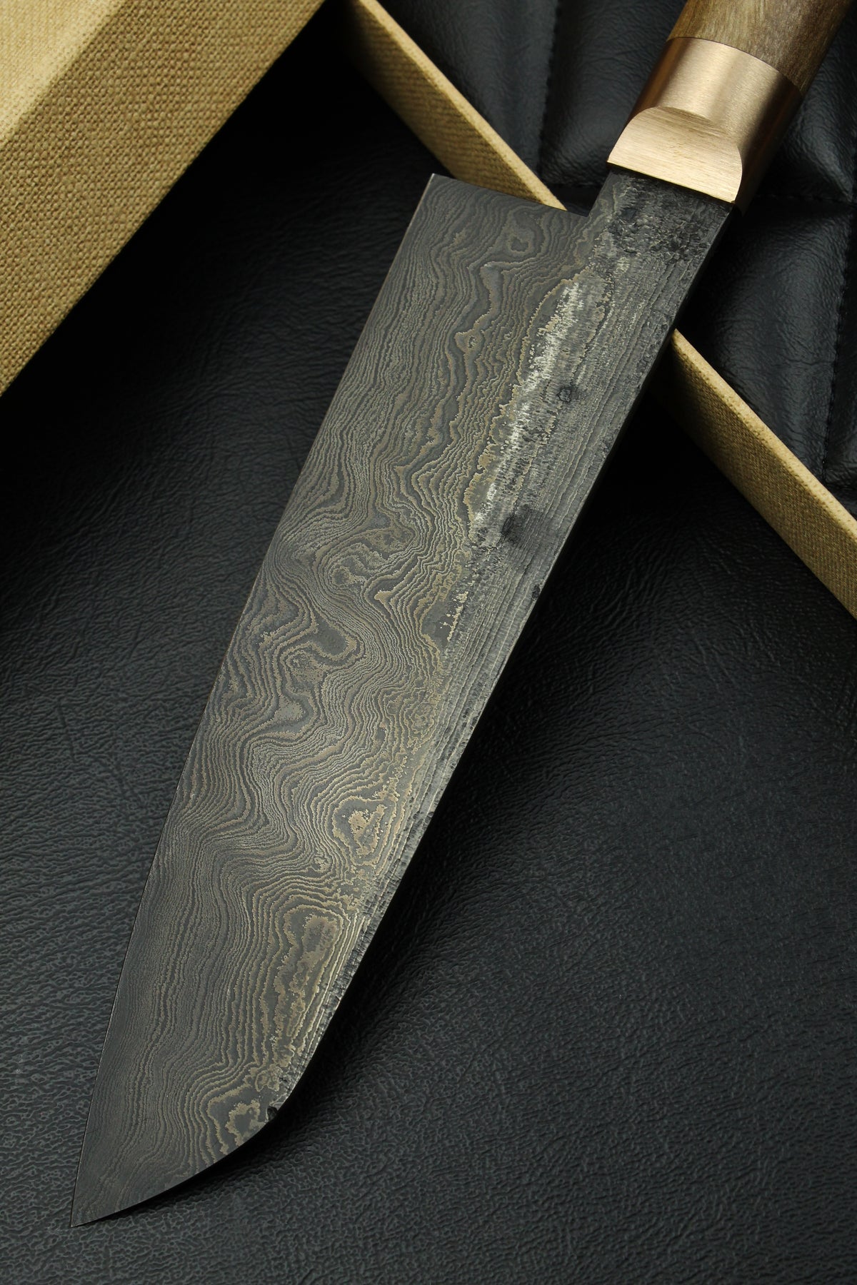 Damast-Santoku Patina 320L Walnuss Oval
