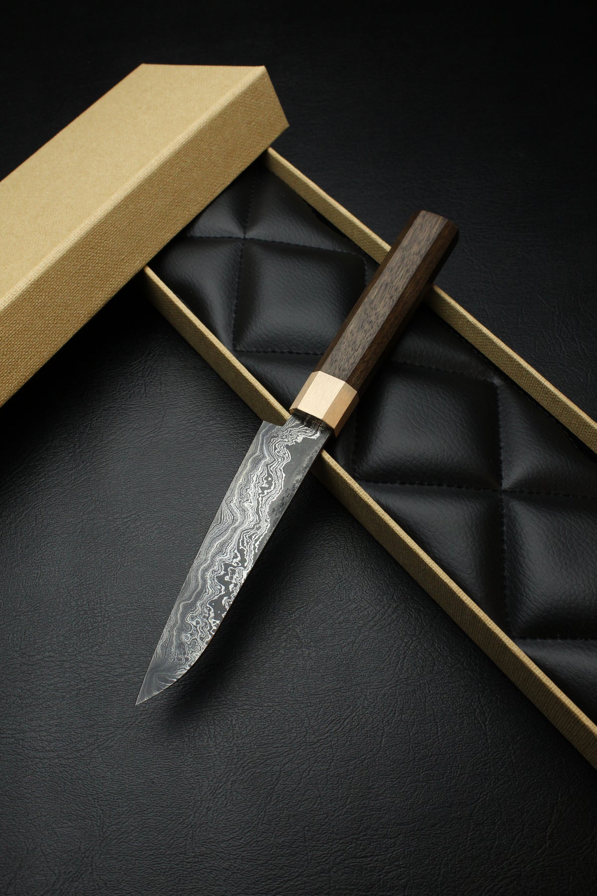 Kleiner Allzweckmesser Walnuss Achteck