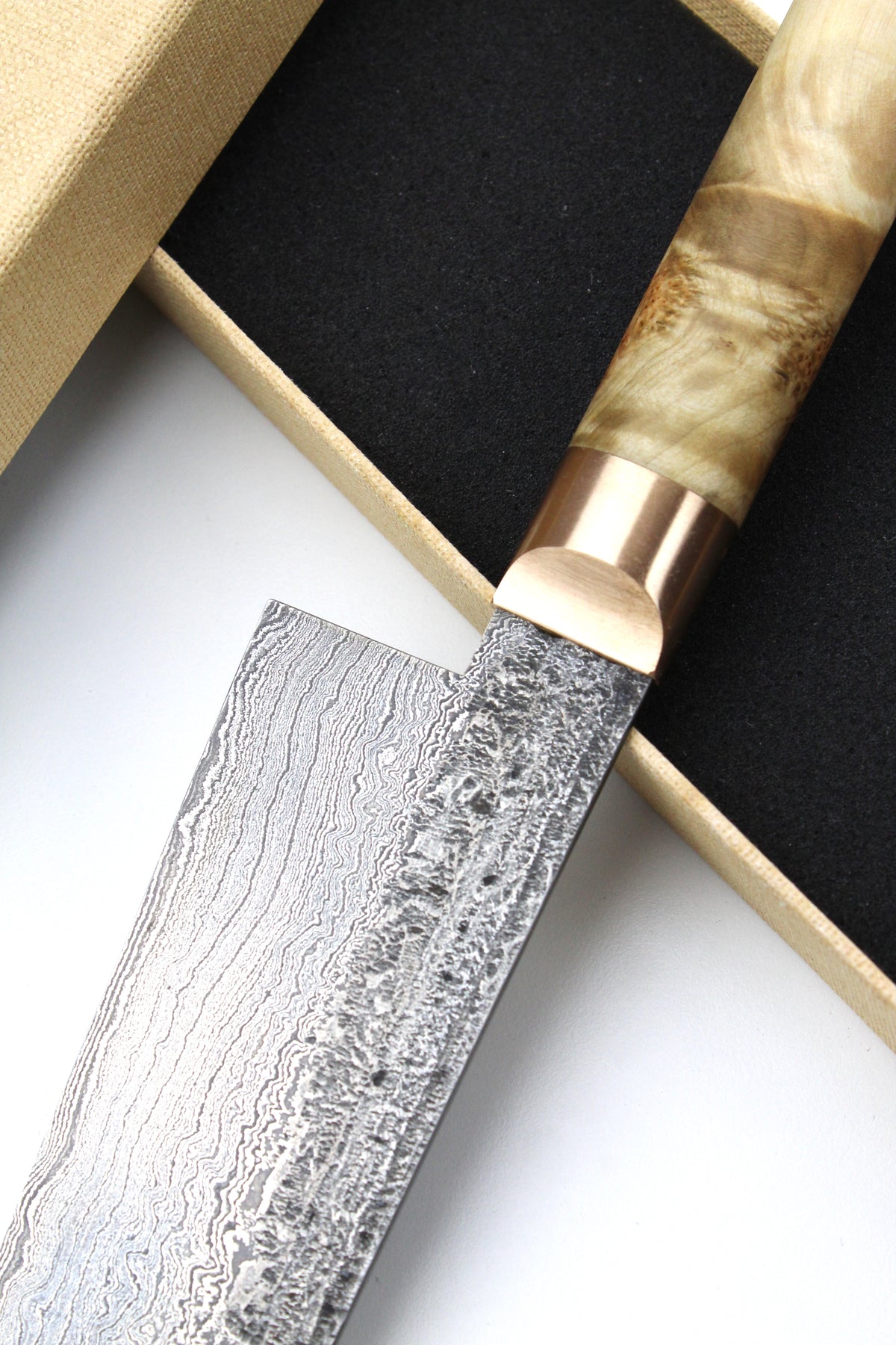 Damast Santoku 500L Ahorn