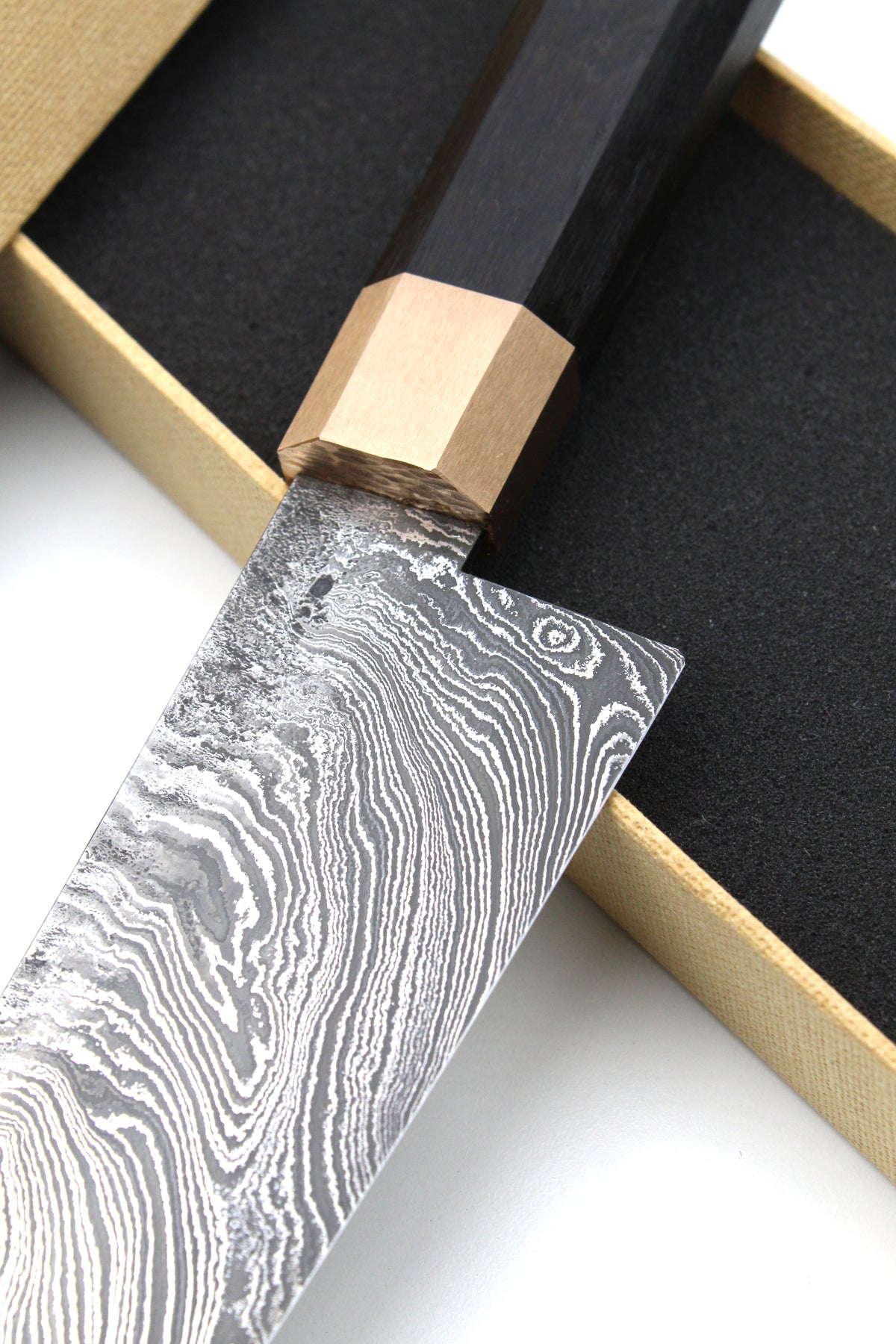 Gyuto Damast Bog Oak