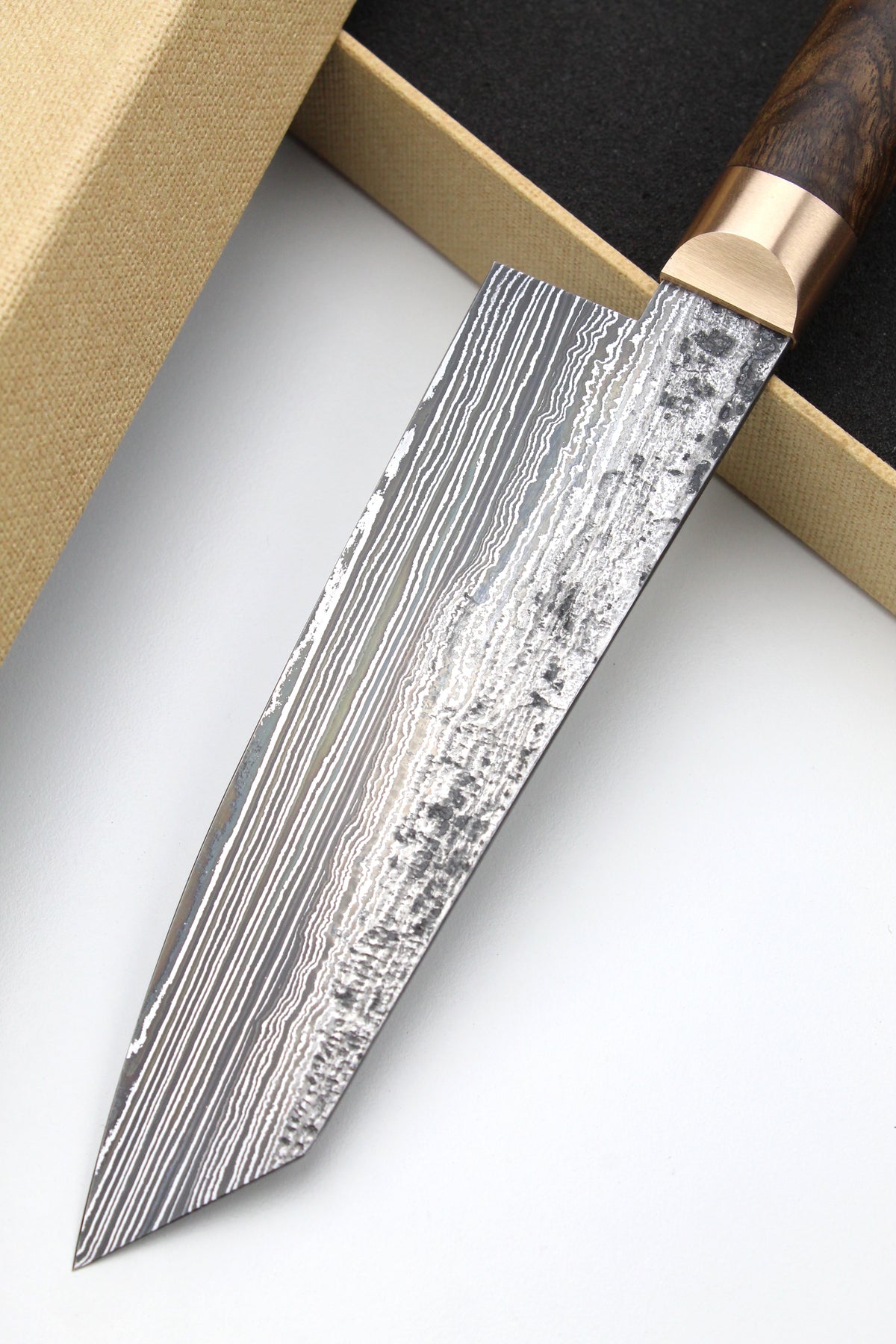M-Santoku Walnuss mit Längsmaserung