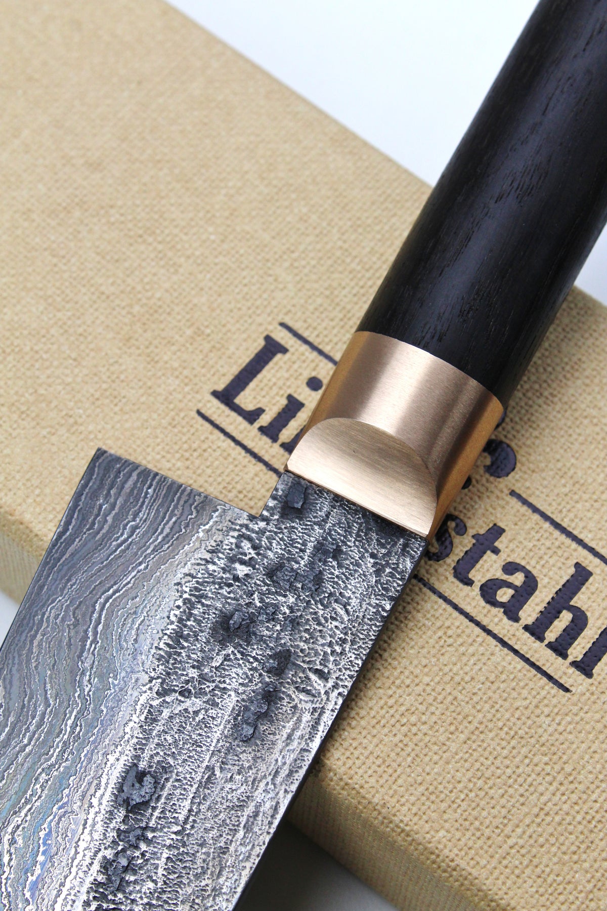 Gyuto Damast Torfmoos-Eiche 500L