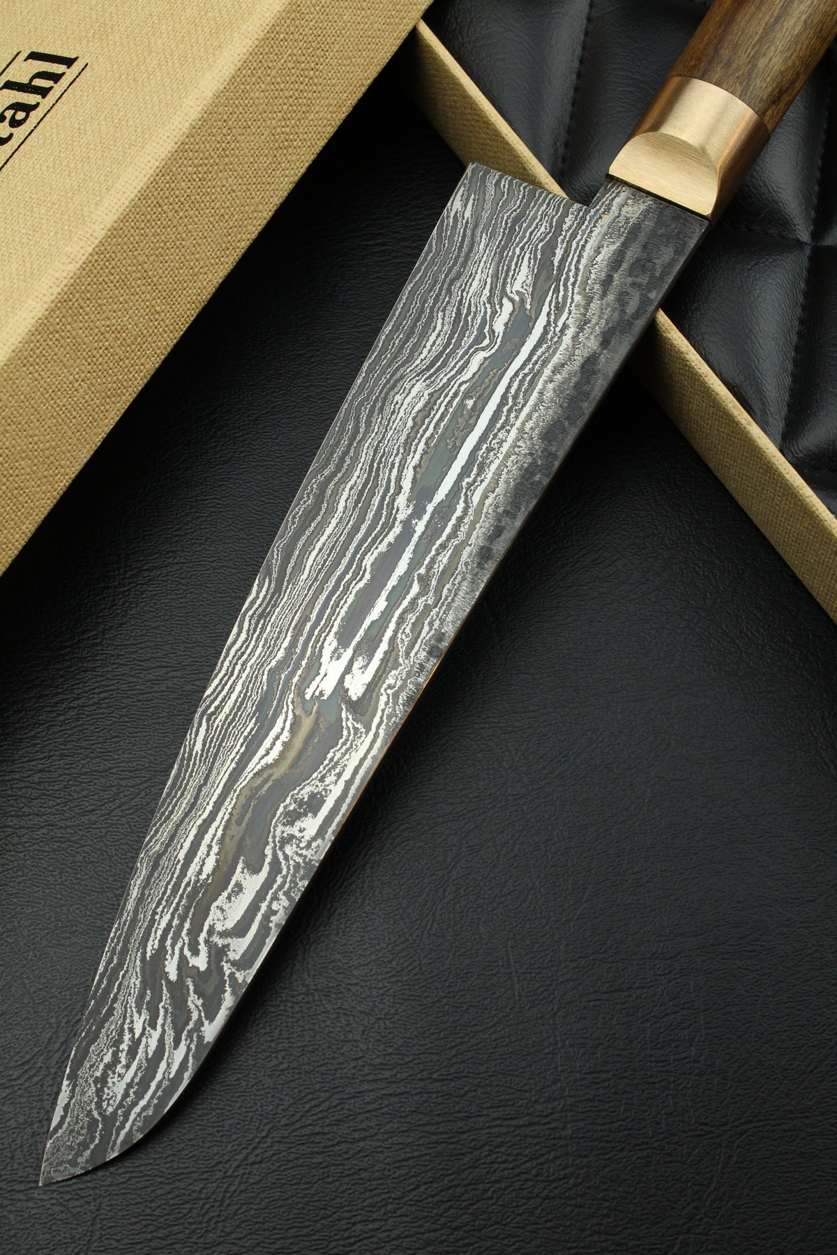Damascus-Gyuto HK German G-Walnut