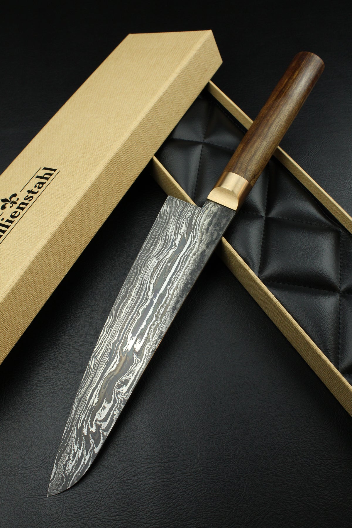 Damascus-Gyuto HK German G-Walnut