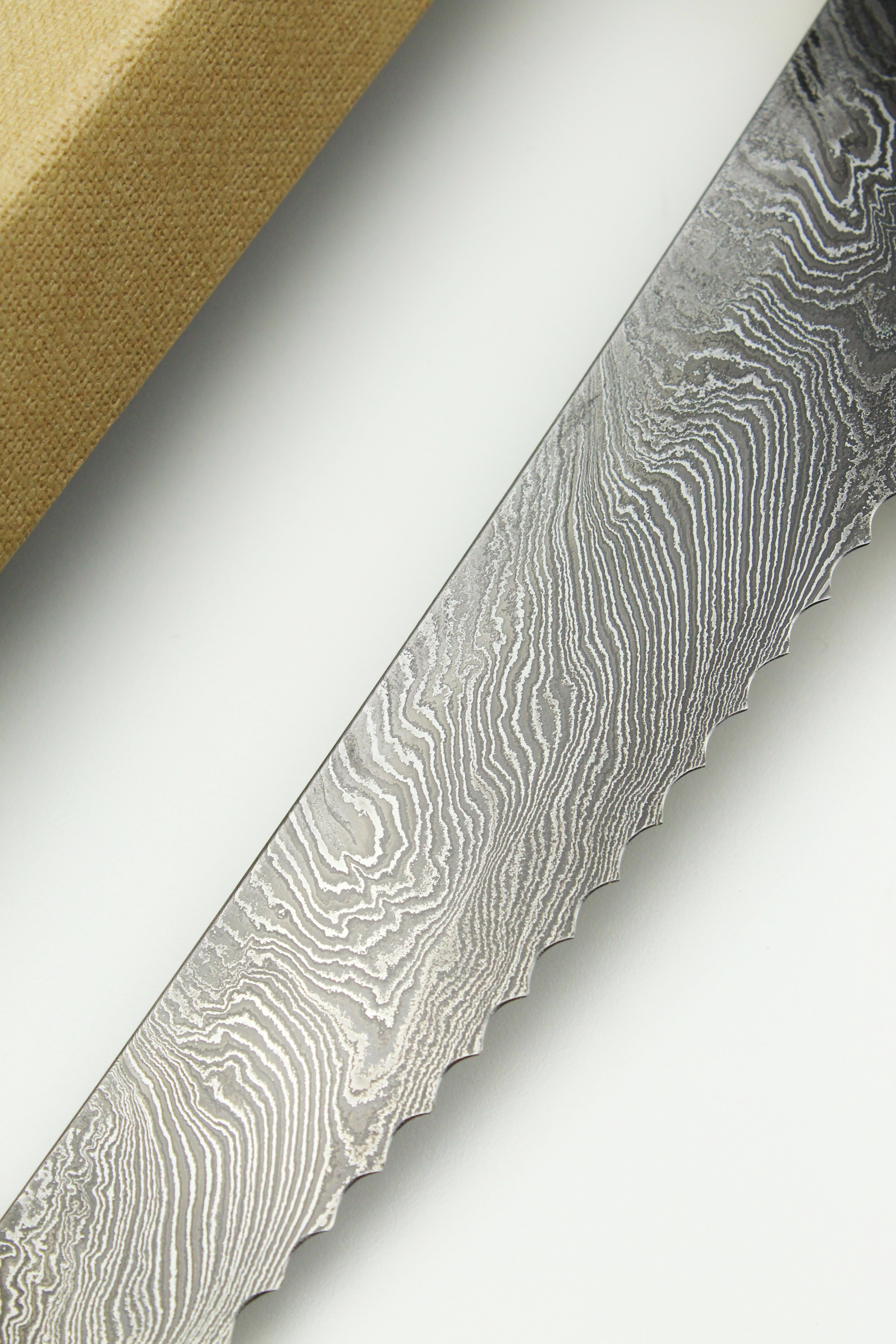 Breadsword Torsion HL Elm Damascus