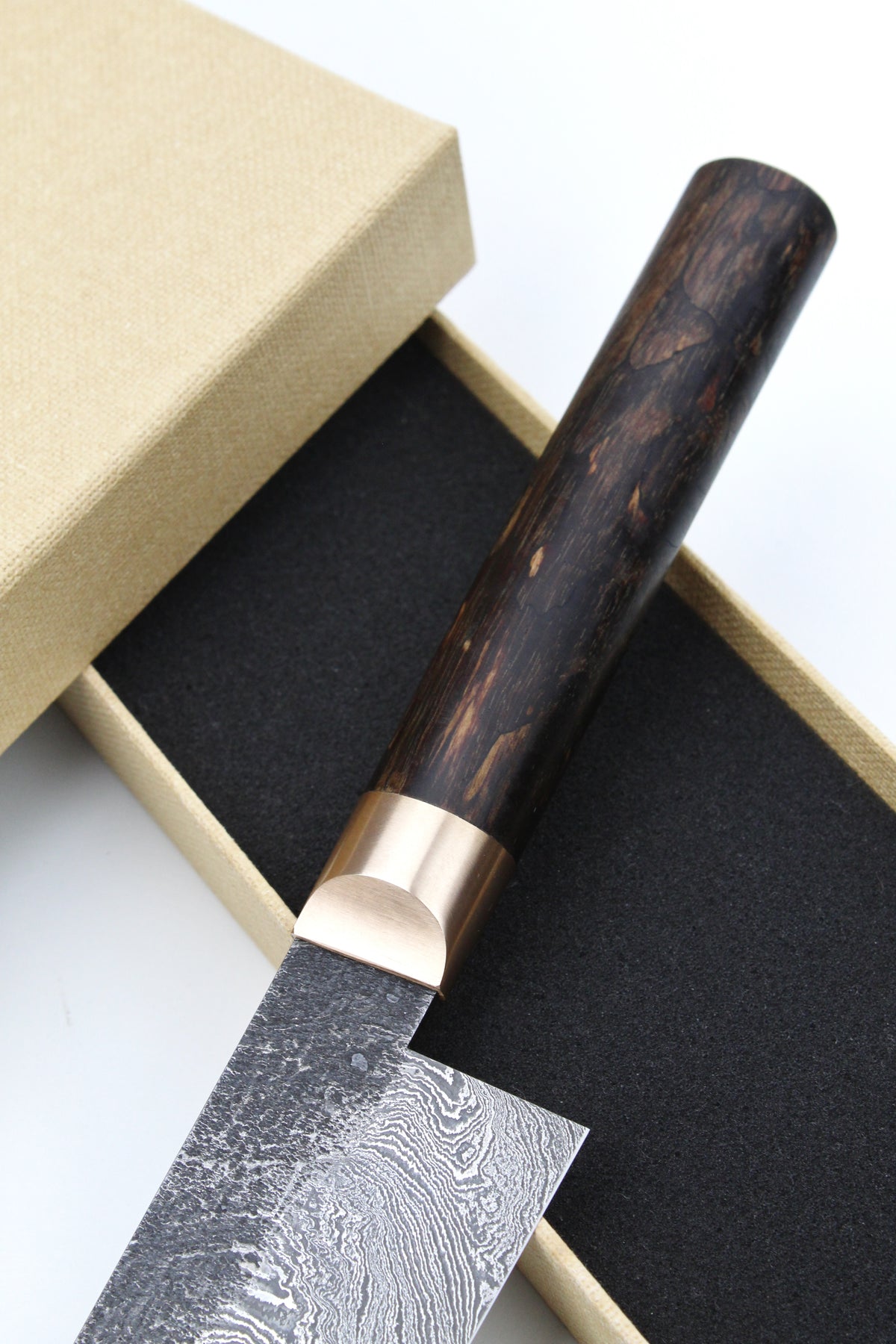 Damast Santoku 320L Torsion Walnuss