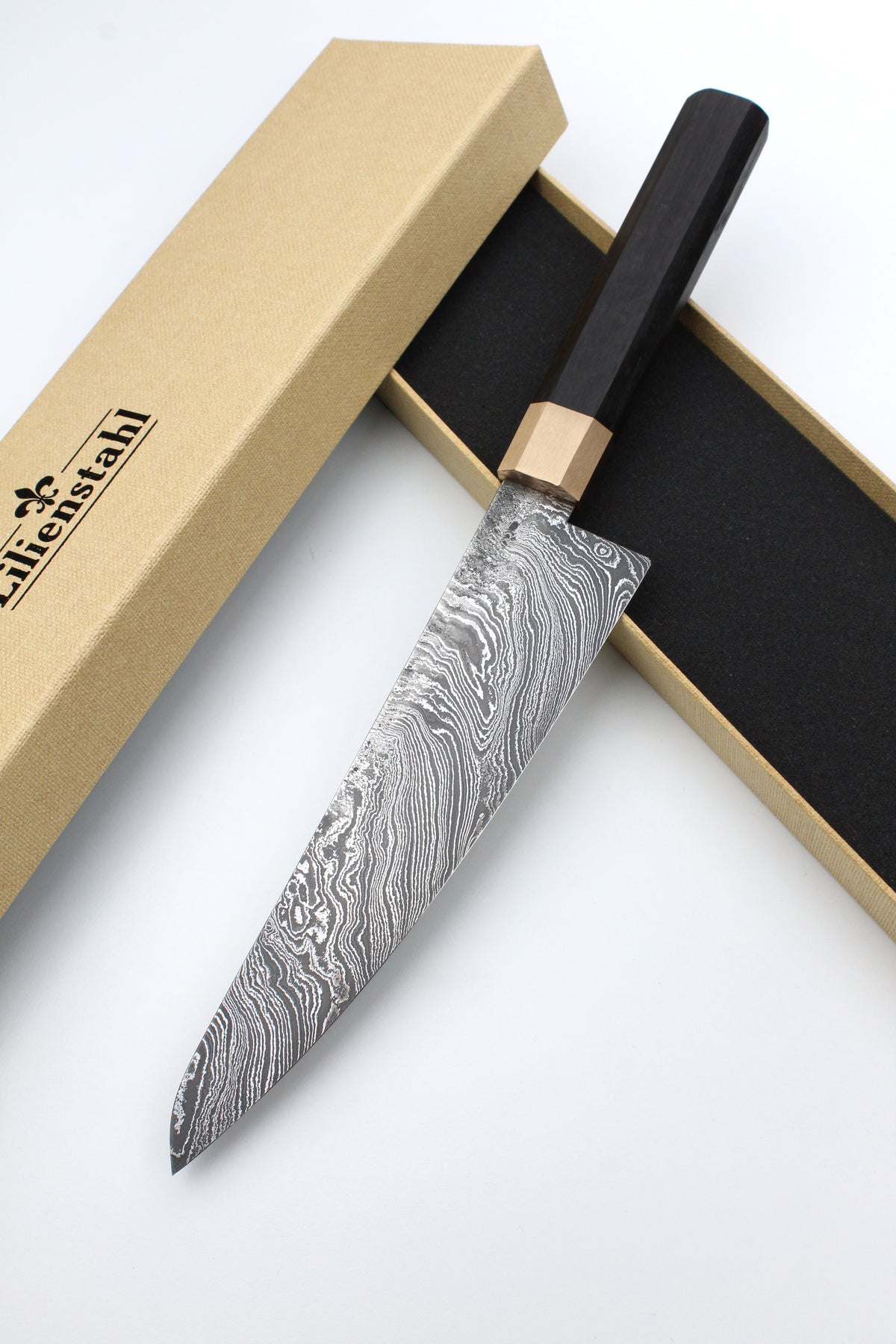 Gyuto Damascus Bog Oak