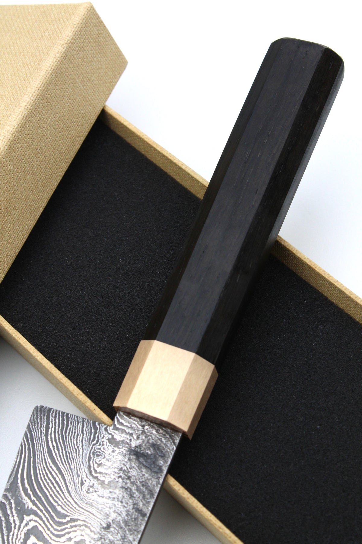 Gyuto Damast Bog Oak