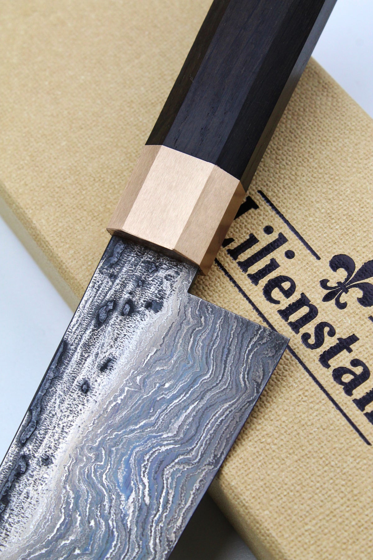 Damast-Gyuto aus Torfholzeiche, Octagonal