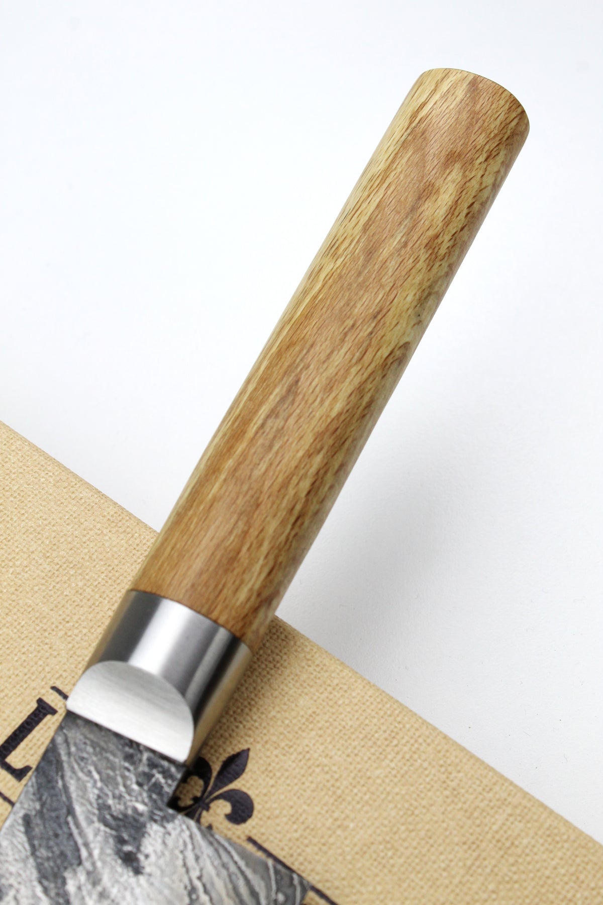 Gyuto Buchenholz Oval HK-Torsion Damast