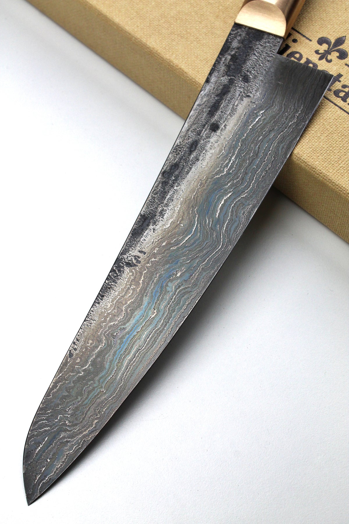Gyuto Damast Torfmoos-Eiche 500L